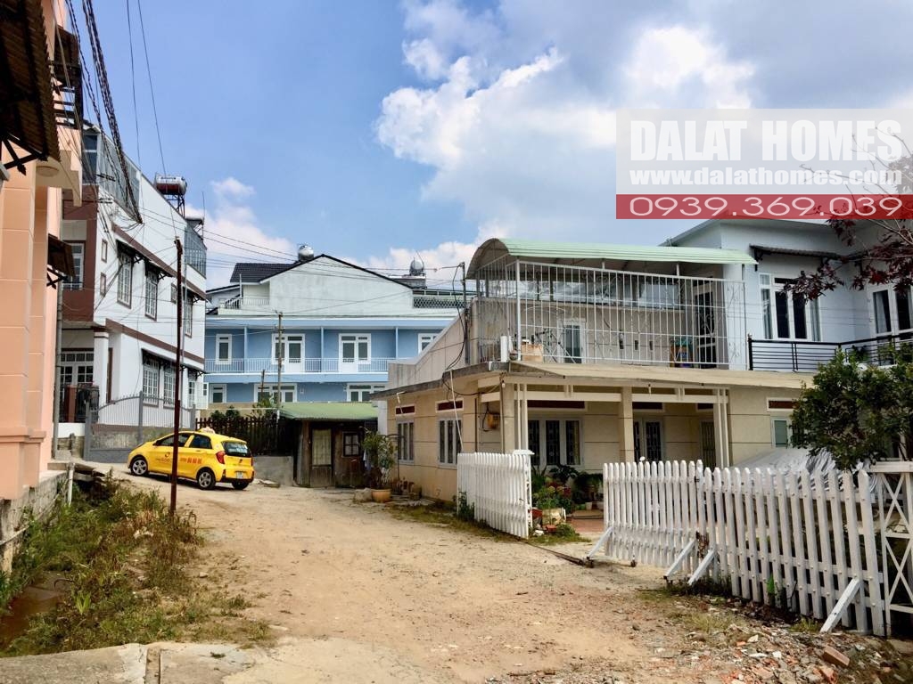 Nhà hẻm ôtô Phù Đổng Thiên Vương giá rẻ