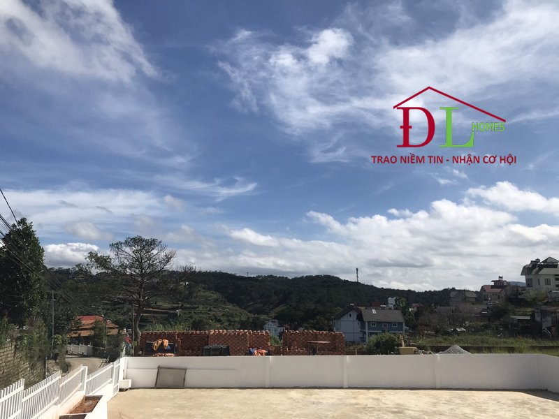Bán đất ba mặt tiền Triệu Việt Vương Đà Lạt 336m2 tiện kinh doanh