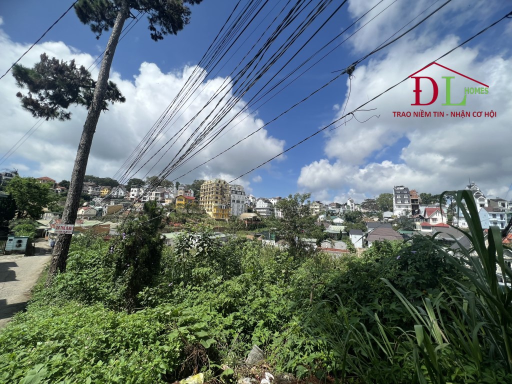 Bán đất 2 mặt tiền hẻm Ba Tháng Tư phường 3 Đà Lạt view đẹp